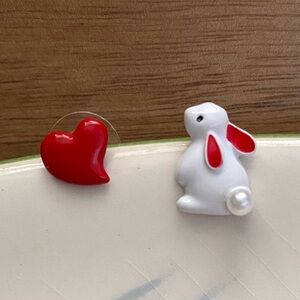 ✨Modcloth Bunny Love Earrings